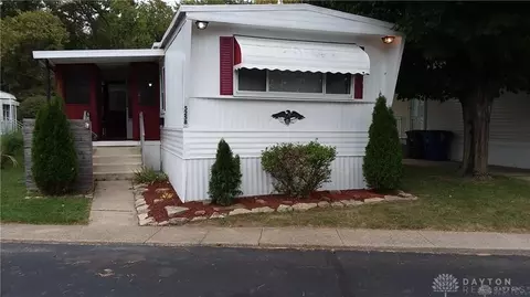 5258 Silverdome Dr, Dayton, OH 45414