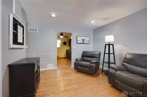 106 Normal Dr, Franklin, OH 45005 photo 11