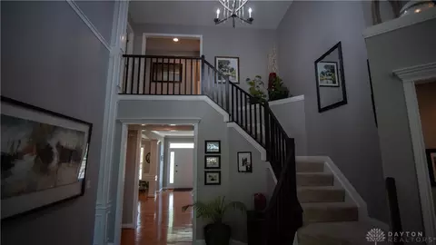 Entry Way - 304 Yankee Trace Dr, Centerville, OH 45458 photo 1 of 8