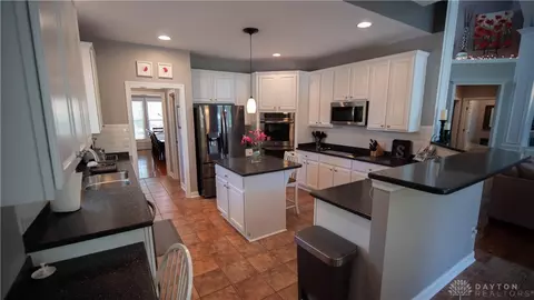 Kitchen - 304 Yankee Trace Dr, Centerville, OH 45458 photo 3 of 3