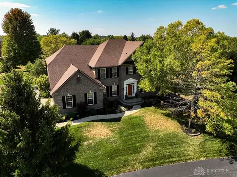 View/Area - 304 Yankee Trace Dr, Centerville, OH 45458 photo 2 of 7