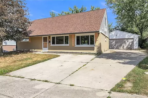 5242 Pocono Dr, Dayton, OH 45424