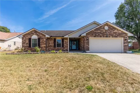 8942 Cadet Cir, Dayton, OH 45424