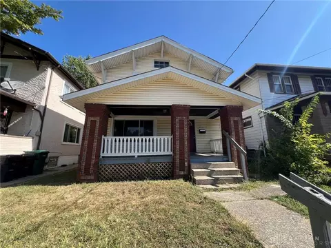 4332 W 8th St, Cincinnati, OH 45205