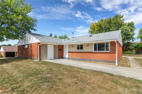 5637 Copley Cir, Dayton, OH 45424