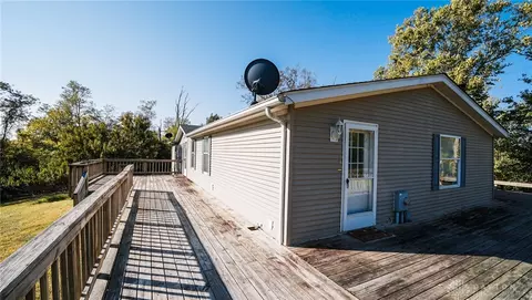 9480 Chicken Hollow Rd, Ripley, OH 45167