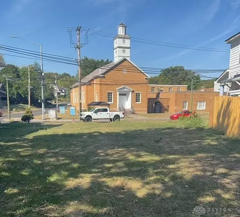 2906 N Main St, Dayton, OH 45405