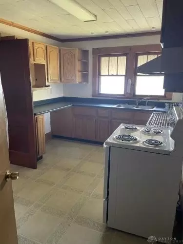 21 S 2nd St, Fairborn, OH 45324 photo 9