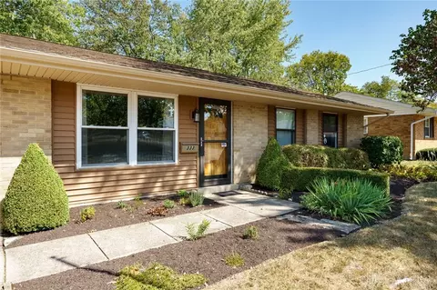 333 Diana Dr, Dayton, OH 45449
