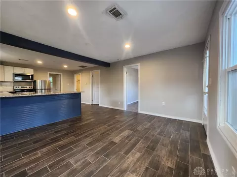 Living - 1641 Bauer Ave, Kettering, OH 45420 photo 2 of 3
