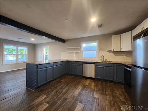 Kitchen - 1641 Bauer Ave, Kettering, OH 45420 photo 2 of 3