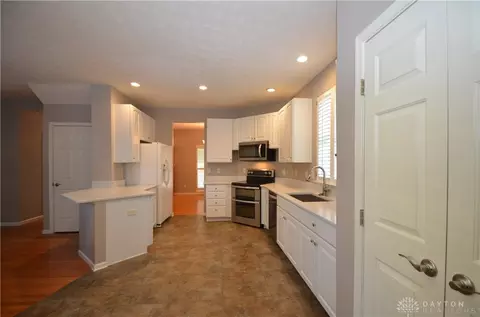 1647 Olde Haley Dr, Centerville, OH 45458 photo 16