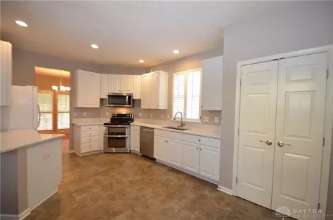 1647 Olde Haley Dr, Centerville, OH 45458 photo 17