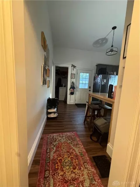 Entry Way - 230 E Madison Ave, Springfield, OH 45503 photo 1 of 3