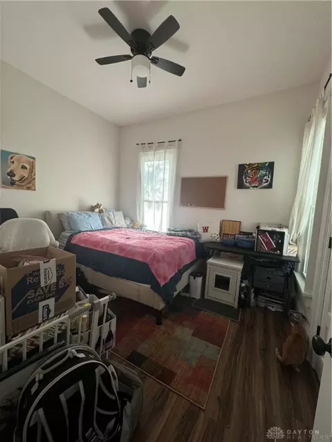Bedroom - 230 E Madison Ave, Springfield, OH 45503 photo 3 of 10