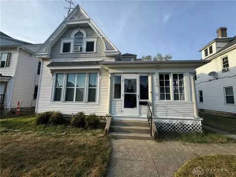 230 E Madison Ave, Springfield, OH 45503