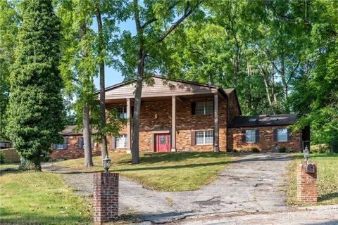 312 Cheryl Ct, Dayton, OH 45415