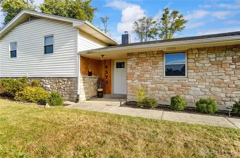 4573 Seville Dr, Englewood, OH 45322