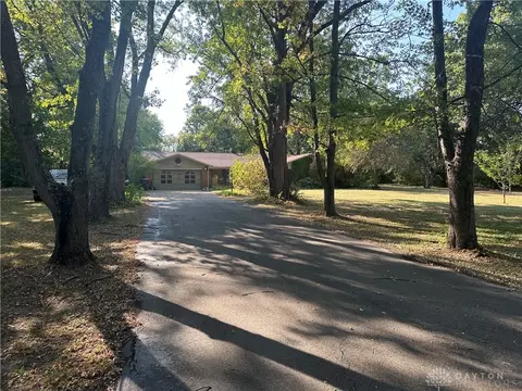 3081 Clear Springs Rd, Spring Valley, OH 45370