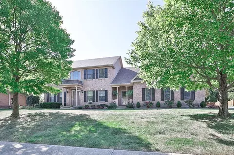 823 Rosecrest Rd, Tipp City, OH 45371