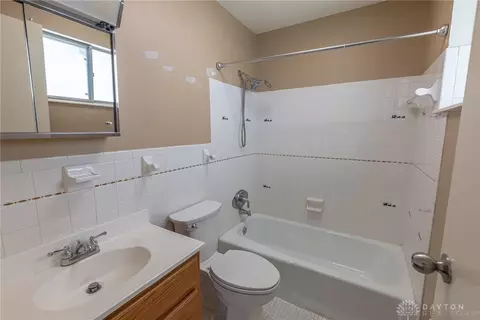 5650 W Coach Dr #F, Kettering, OH 45440 photo 15