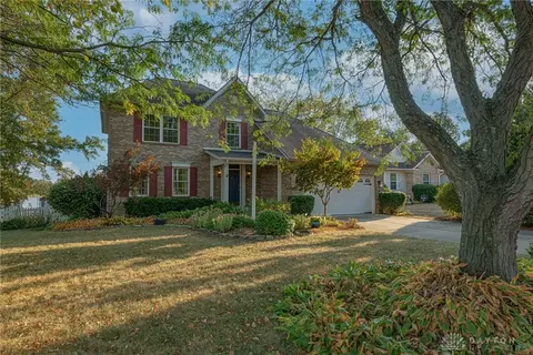 301 Sheffield Ct, Lebanon, OH 45036