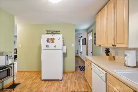 1524 Hunt Rd, Reading, OH 45215 photo 17