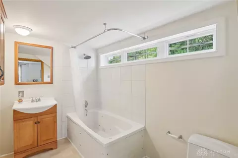 1524 Hunt Rd, Reading, OH 45215 photo 24