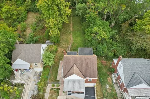 1524 Hunt Rd, Reading, OH 45215 photo 4