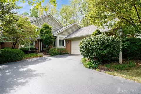 817 Lincoln Woods Ct, Dayton, OH 45429