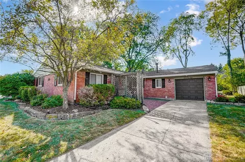 768 Ingersol Dr, Dayton, OH 45429