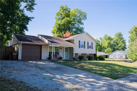 425 Tamarack Trl, Springboro, OH 45066 photo 2