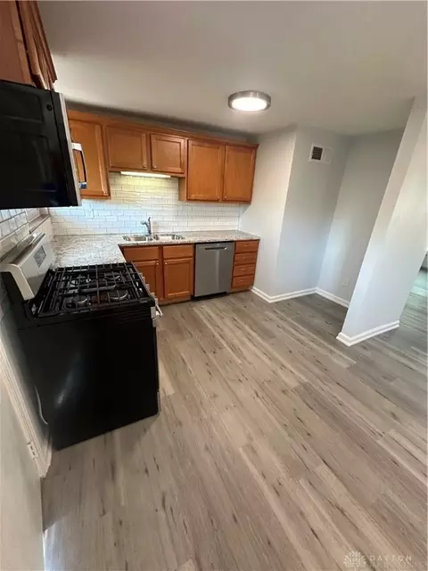 3567 Utica Dr, Kettering, OH 45439 photo 9