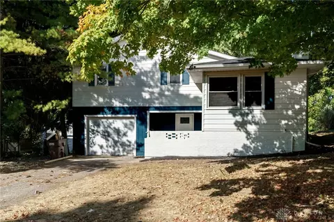 682 S Monroe St, Xenia, OH 45385