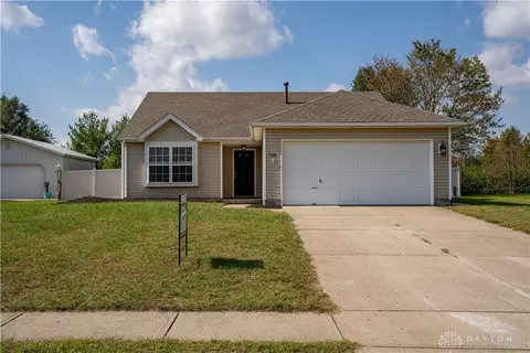 7281 Brookstone Dr, Franklin, OH 45005