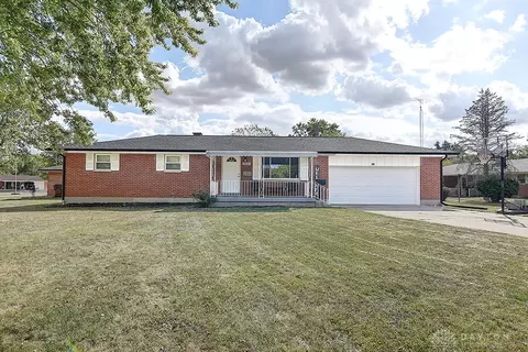266 Marilee Dr, New Lebanon, OH 45345