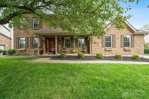 30 Pine Ridge Ct, Springboro, OH 45066