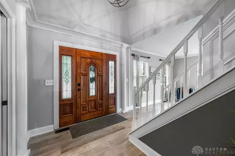 Entry Way - 30 Pine Ridge Ct, Springboro, OH 45066 photo 3 of 6