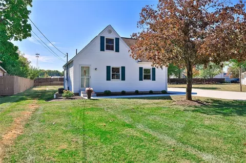 3100 Tipp Cowlesville Rd, Tipp City, OH 45371