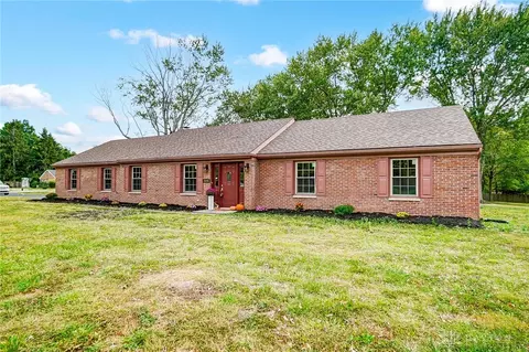 6595 Stonyrill Ln, Franklin, OH 45005