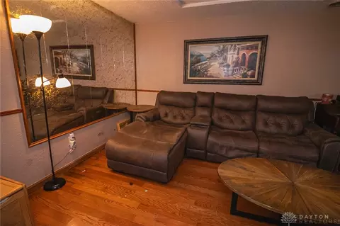 Living - 2637 Wenning Rd, Cincinnati, OH 45231 photo 2 of 2