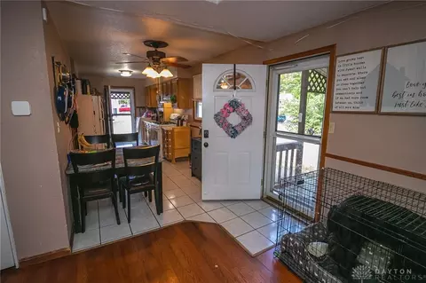 Entry Way - 2637 Wenning Rd, Cincinnati, OH 45231 photo 3 of 5