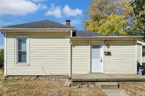 1215 Yankee Rd, Middletown, OH 45044