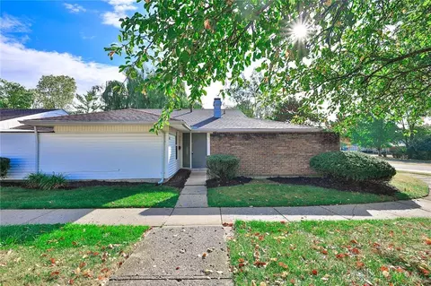 5683 Troy Villa Blvd, Dayton, OH 45424