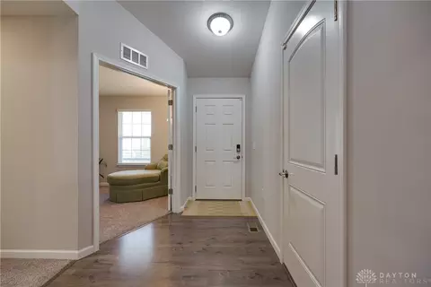 Entry Way - 4621 Thomas David Dr, Morrow, OH 45152 photo 2 of 5