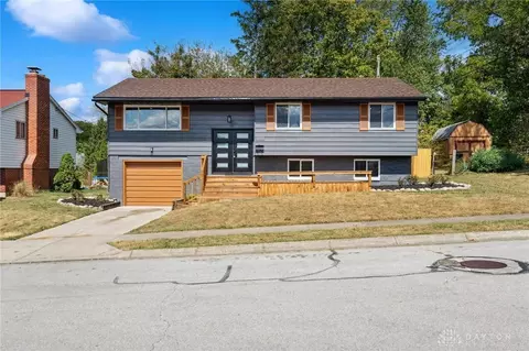 235 Blair Dr, Fairborn, OH 45324