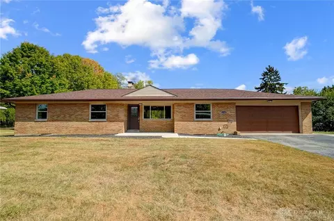 1110 Highview Dr, Dayton, OH 45434