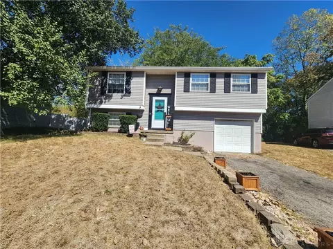 3030 Charlotte Mill Dr, Dayton, OH 45439