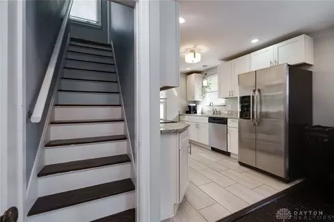 Entry Way - 6936 Roe St, Cincinnati, OH 45227 photo 2 of 3