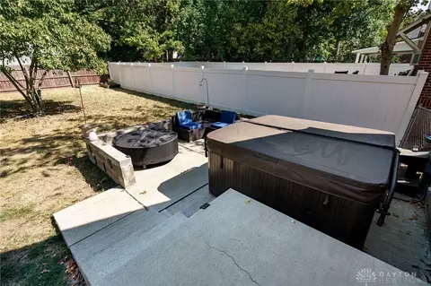 Exterior - 6936 Roe St, Cincinnati, OH 45227 photo 5 of 6